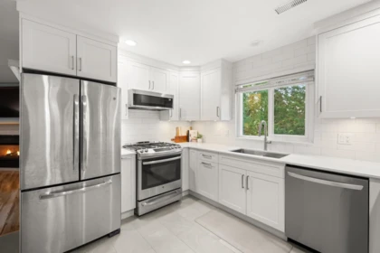 Breakfast Nook Photo of 23216 121a Avenue, Maple Ridge, BC