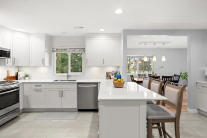 Kitchen Island Photo of 23216 121a Avenue, Maple Ridge, BC