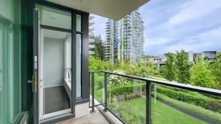 Guest Bathroom Photo of 203 5638 Birney Avenue, Vancouver, BC