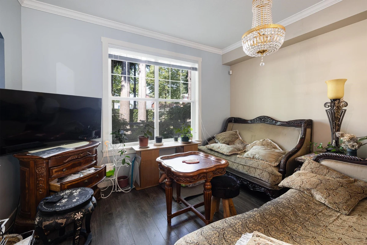 Family Room Photo of 78 15075 60 Avenue, Surrey, BC
