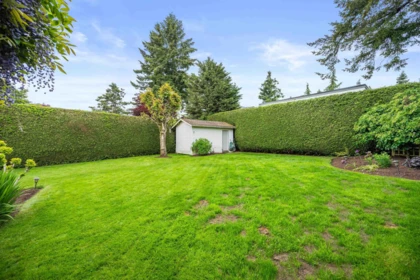 Garden / Landscaping Photo of 15464 Poplar Street, Surrey, BC