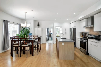 Kitchen Photo of 22 22810 113 Avenue, Maple Ridge, BC