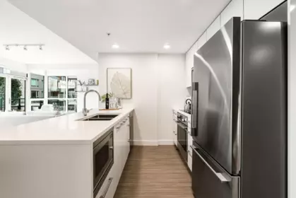 Primary Bathroom Photo of 372 438 W King Edward Avenue, Vancouver, BC