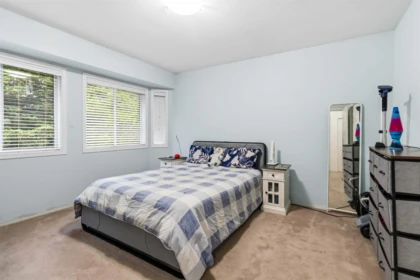 Hallway Photo of 7553 Sapphire Drive, Chilliwack, BC