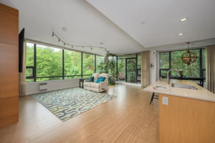 405 301 Capilano Road, Port Moody, BC, Port Moody — Apartment/Condo for sale