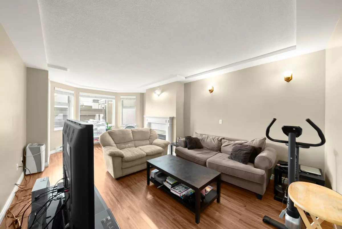 Living Room Photo of B205 4821 53 Street, Delta, BC