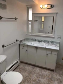 Primary Bathroom Photo of 7868 Elwell Street, Burnaby, BC