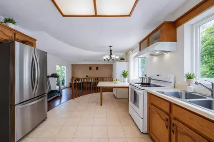 Swimming Pool Photo of 7868 Elwell Street, Burnaby, BC