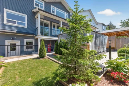 Community Amenities Photo (Clubhouse) of 11217 250b Street, Maple Ridge, BC