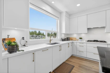 Powder Room Photo of 11217 250b Street, Maple Ridge, BC