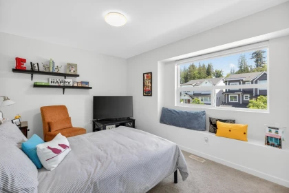 Staircase Photo of 11217 250b Street, Maple Ridge, BC