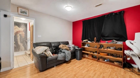 Hallway Photo of 7585 Bluejay Crescent, Mission, BC