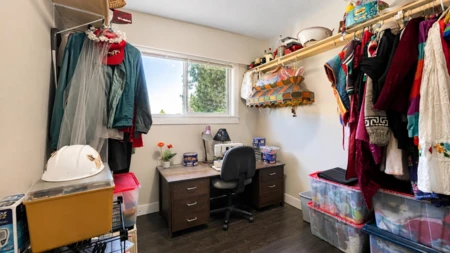 Mudroom Photo of 7585 Bluejay Crescent, Mission, BC