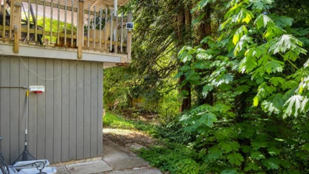 Swimming Pool Photo of 7585 Bluejay Crescent, Mission, BC
