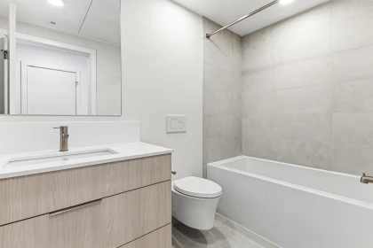 Primary Bathroom Photo of 205 3590 W 39th Avenue, Vancouver, BC