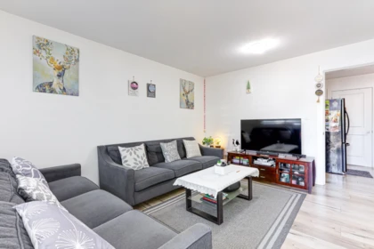 15720 Aster Road, Surrey, BC, Surrey — Half Duplex for sale