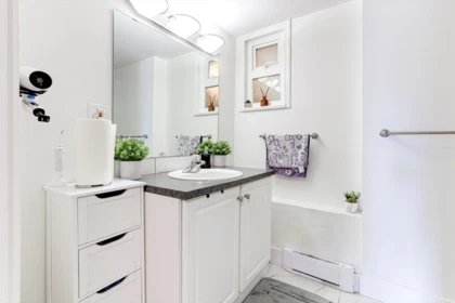 Kitchen Photo of 15720 Aster Road, Surrey, BC