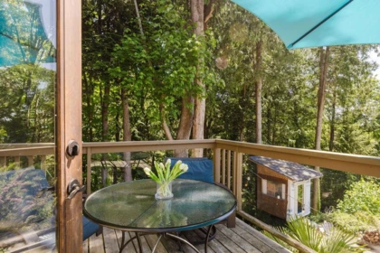 Laundry Room Photo of 5454 Wakefield Road, Sechelt, BC