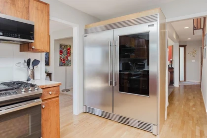 Walk-In Closet Photo of 5454 Wakefield Road, Sechelt, BC