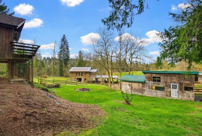 Hot Tub / Spa Photo of 8899 Taylor Street, Mission, BC