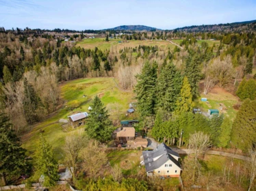Neighborhood Park Photo Near 8899 Taylor Street, Mission, BC