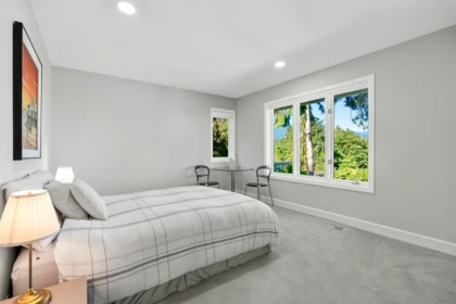 Hallway Photo of 816 Anderson Crescent, West Vancouver, BC