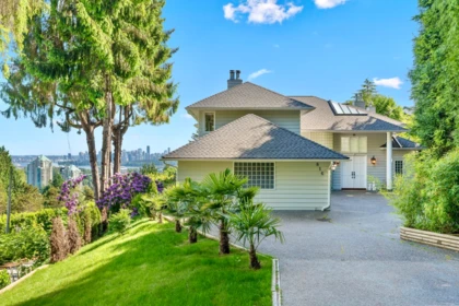 Outdoor Kitchen Photo of 816 Anderson Crescent, West Vancouver, BC