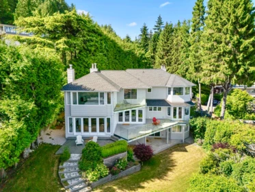 Swimming Pool Photo of 816 Anderson Crescent, West Vancouver, BC