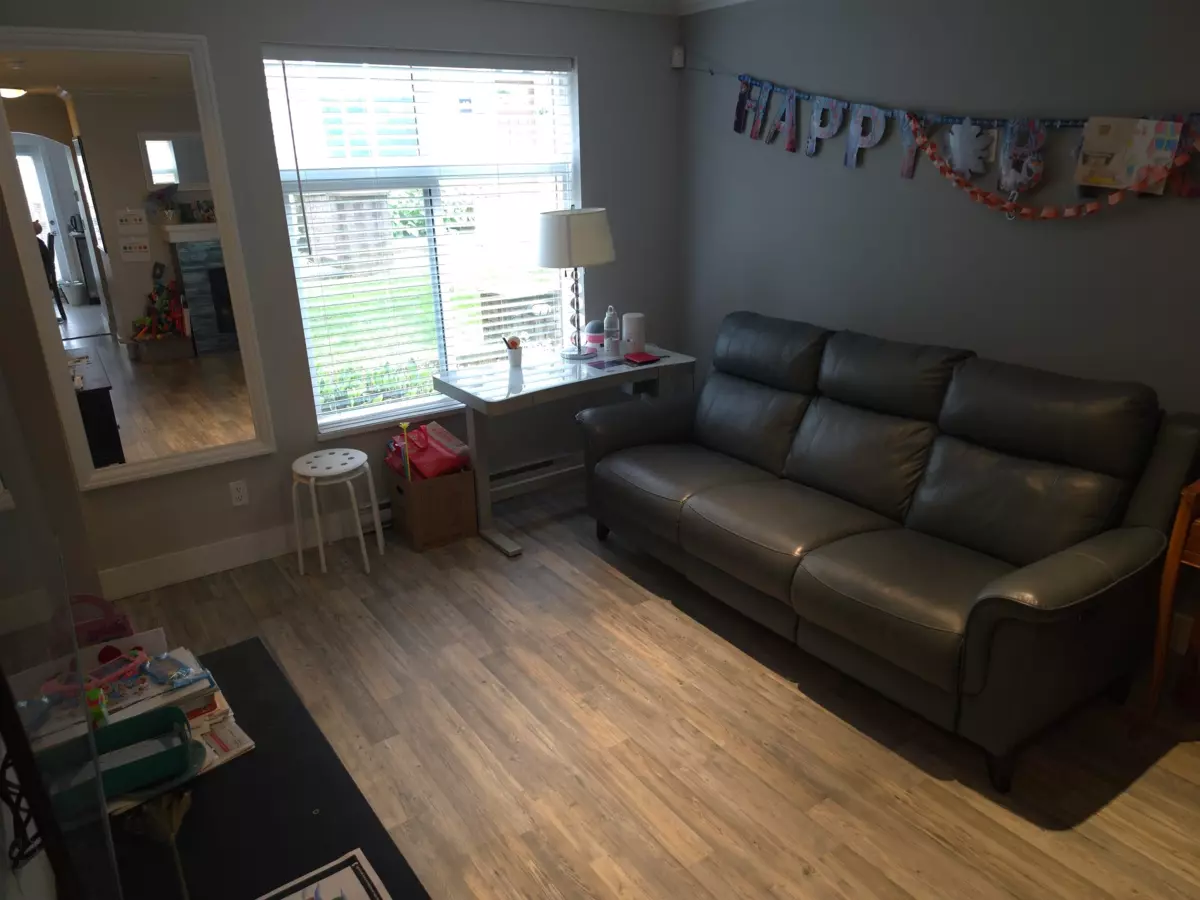 Family Room Photo of 47 15833 26 Avenue, Surrey, BC