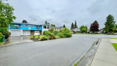 Hot Tub / Spa Photo of 3071 Saltspring Court, Richmond, BC