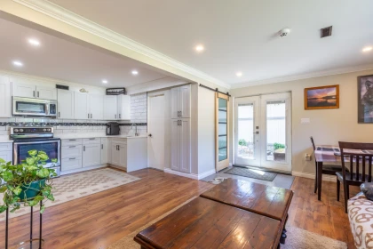 Mudroom Photo of 8034 Beaver Drive, Mission, BC