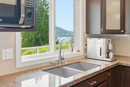 Breakfast Nook Photo of 4015 Cummins Place, North Vancouver, BC