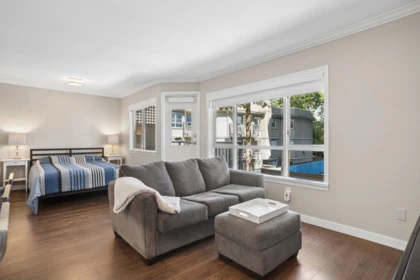 202 555 W 14th Avenue, Vancouver, BC, Vancouver — Apartment/Condo for sale