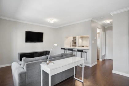 202 555 W 14th Avenue, Vancouver, BC, Vancouver — Apartment/Condo for sale