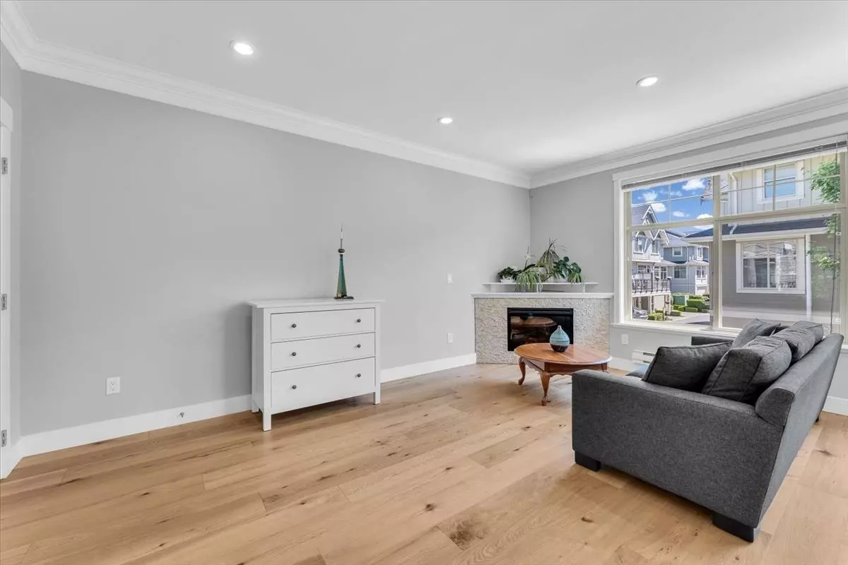 Living Room Photo of 71 19525 73 Avenue, Surrey, BC