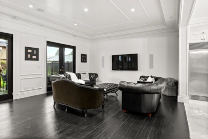 Basement Recreation Room Photo of 4434 60b Street, Delta, BC
