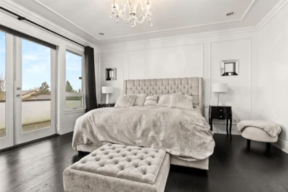 Hallway Photo of 4434 60b Street, Delta, BC