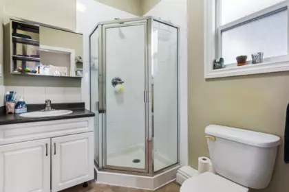 Hot Tub / Spa Photo of 9566 Coote Street, Chilliwack, BC