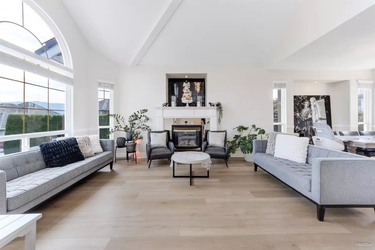 Family Room Photo of 34758 Pakenham Place, Mission, BC