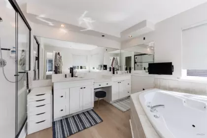 Basement Recreation Room Photo of 34758 Pakenham Place, Mission, BC