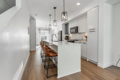 Breakfast Nook Photo of 13 2774 Montrose Avenue, Abbotsford, BC