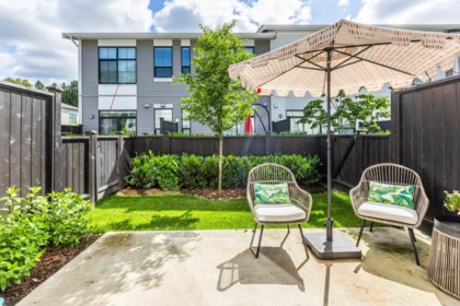 Hot Tub / Spa Photo of 13 2774 Montrose Avenue, Abbotsford, BC