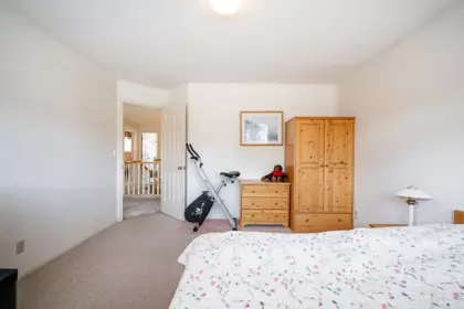 Hallway Photo of 16156 94a Avenue, Surrey, BC