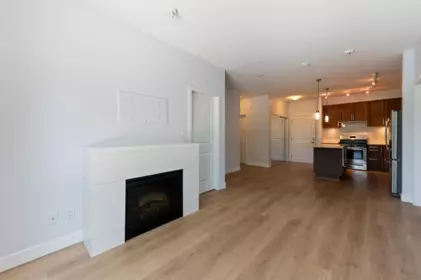 Kitchen Photo of 226 15850 26 Avenue, Surrey, BC