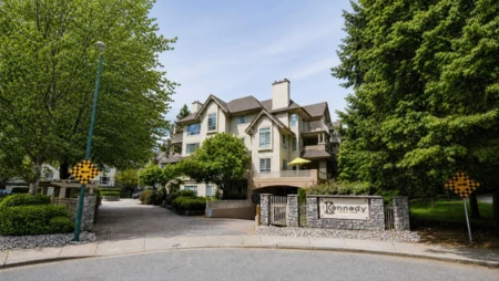 Basement Recreation Room Photo of 333 1252 Town Centre Boulevard, Coquitlam, BC