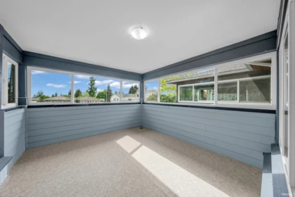 Entry Foyer Photo of 4324 Greta Street, Burnaby, BC