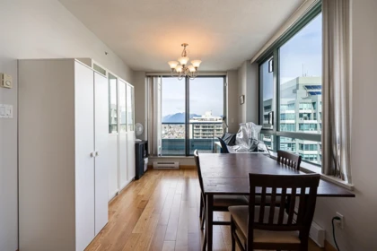 Breakfast Nook Photo of 2504 4398 Buchanan Street, Burnaby, BC