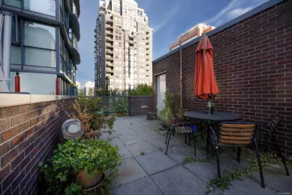 Basement Recreation Room Photo of 1082 Hornby Street, Vancouver, BC