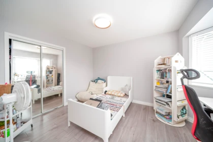 Basement Recreation Room Photo of 2 8491 Blundell Road, Richmond, BC