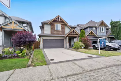 Garden / Landscaping Photo of 13735 230a Street, Maple Ridge, BC